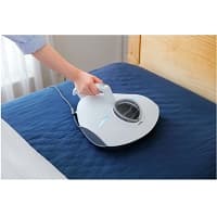 ふとんクリーナー レイコップPROでBEDを掃除中